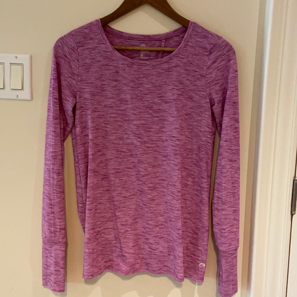 GapFit Breathe Size XS tie back top